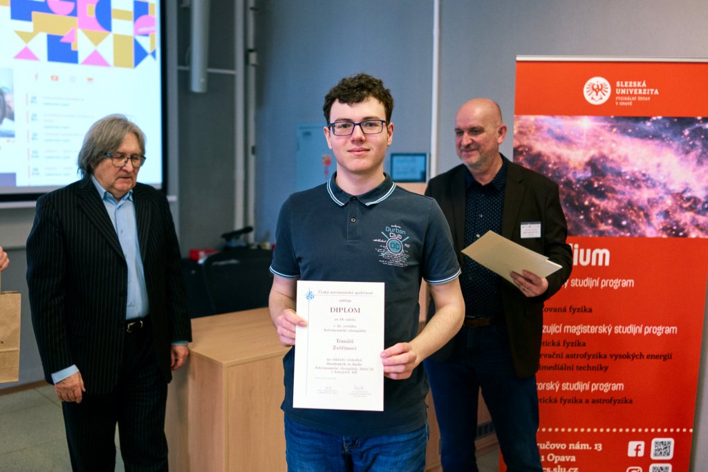 2713_2024-25-Finale-AB-14.jpg 2713_2024-25-Finale-AB-14.jpg