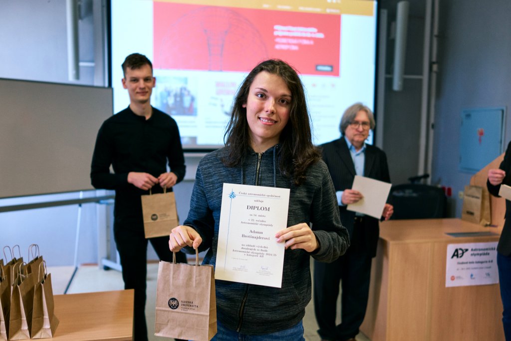 2717_2024-25-Finale-AB-18.jpg 2717_2024-25-Finale-AB-18.jpg