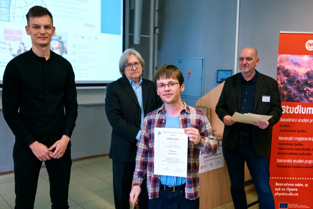 2724_2024-25-Finale-AB-25.jpg 2724_2024-25-Finale-AB-25.jpg