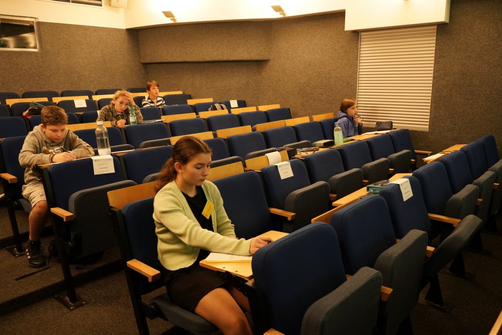 1408_2023-24-FINALE-EFGH-17.jpg 1408_2023-24-FINALE-EFGH-17.jpg