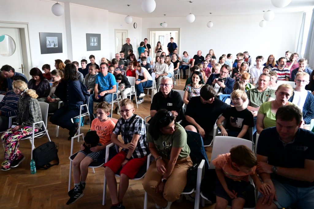 1413_2023-24-FINALE-EFGH-22.jpg 1413_2023-24-FINALE-EFGH-22.jpg