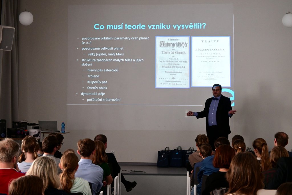 2760_2024-25-Finale-EFGH-09.jpg 2760_2024-25-Finale-EFGH-09.jpg