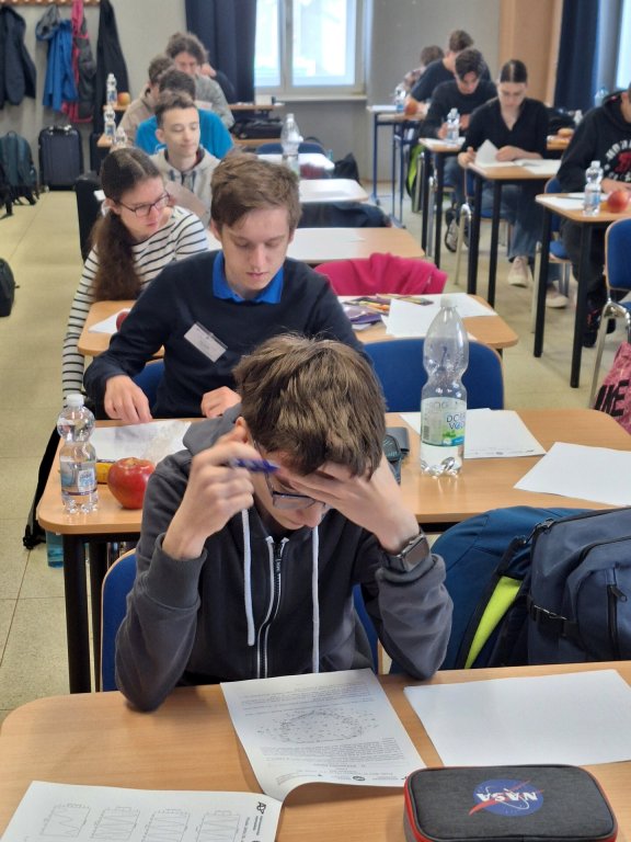 2745_2024-25-Finale-CD-04.jpg 2745_2024-25-Finale-CD-04.jpg