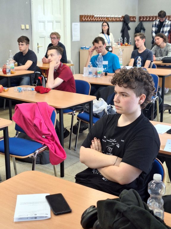 2747_2024-25-Finale-CD-06.jpg 2747_2024-25-Finale-CD-06.jpg